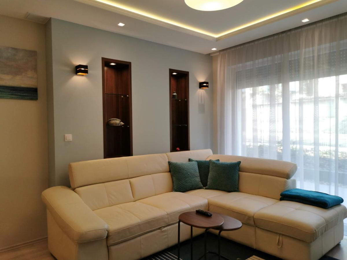 Luna Apartment Budapest Esterno foto